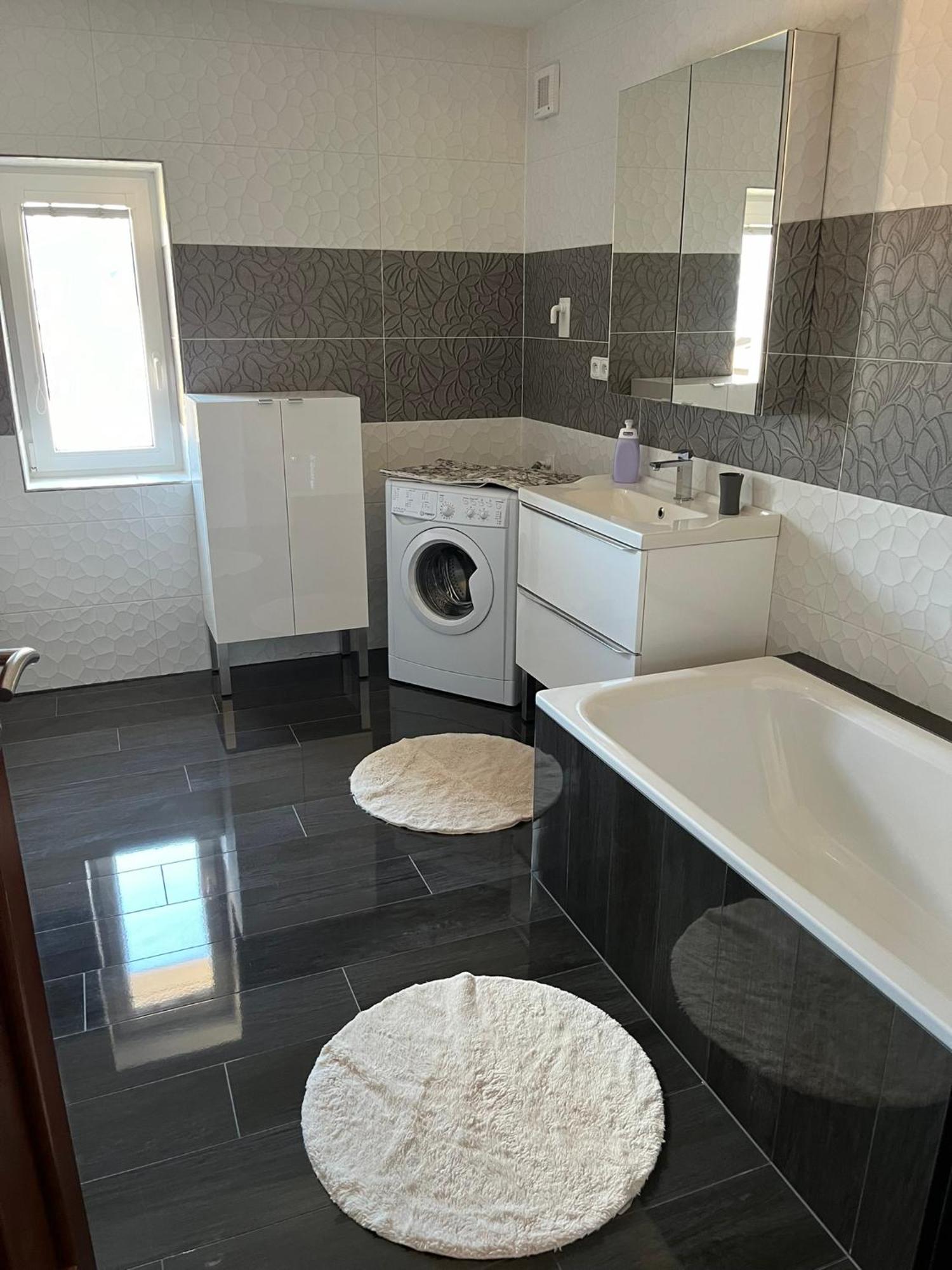 Apartmany Bowling Frydlant Bagian luar foto
